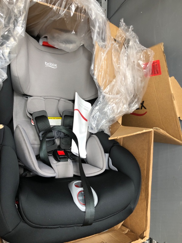 Photo 2 of Britax Boulevard Clicktight Convertible Car Seat, Gray Contour SafeWash Boulevard Gray Contour