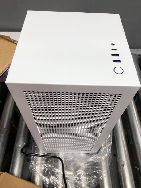 Photo 1 of **MISSING PARTS** NZXT H1 Version 2 - CS-H11BW-US - Small Form-Factor ITX Case - Dual Chamber Airflow - Tinted Tempered Glass Front Panel - 140mm Liquid Cooler - SFX 750W 80+ Gold PSU - PCIe Gen4 Riser - White White ITX Case
