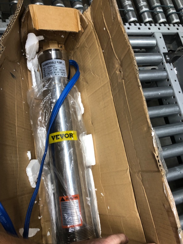 Photo 2 of 
VEVOR Deep Well Submersible Pump, 3HP 230V/60Hz, 37GPM 640 ft Head, with 33 ft Cord & External Control Box, 4 inch Stainless Steel Water Pumps 