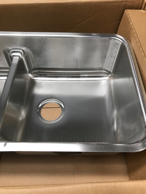 Photo 3 of Elkay ELUHAQD32179 Lustertone Classic 40/60 Double Bowl Undermount Stainless Steel Sink with Aqua Divide