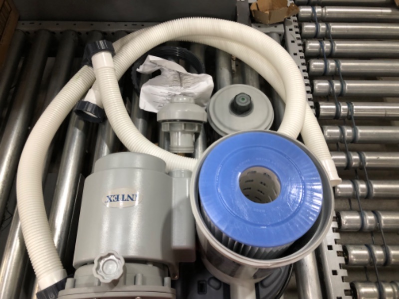 Photo 1 of INTEX 28633EG C2500 Krystal Clear Cartridge Filter Pump for Above Ground Pools: 2500 GPH Pump Flow Rate – Improved Circulation and Filtration – Easy Installation- Improved Water Clarity- Easy to Clean
****nonefunctional needs repair*****
