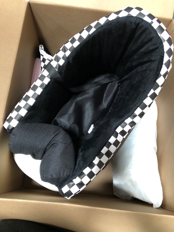 Photo 1 of  center console car seat for pet.