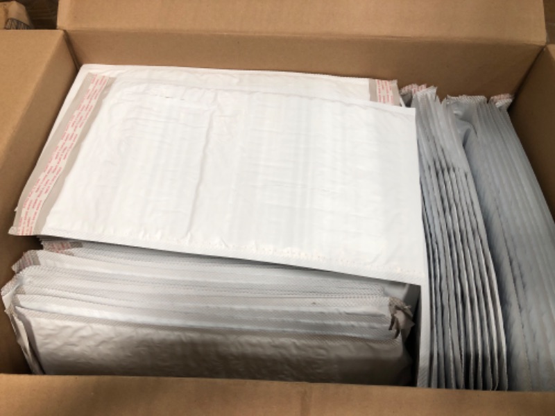 Photo 2 of StarBoxes 100 Poly Bubble Mailer Bags 8.5x14.5" - #3 Pouches Envelopes White Self-Sealing (PBM385145100)