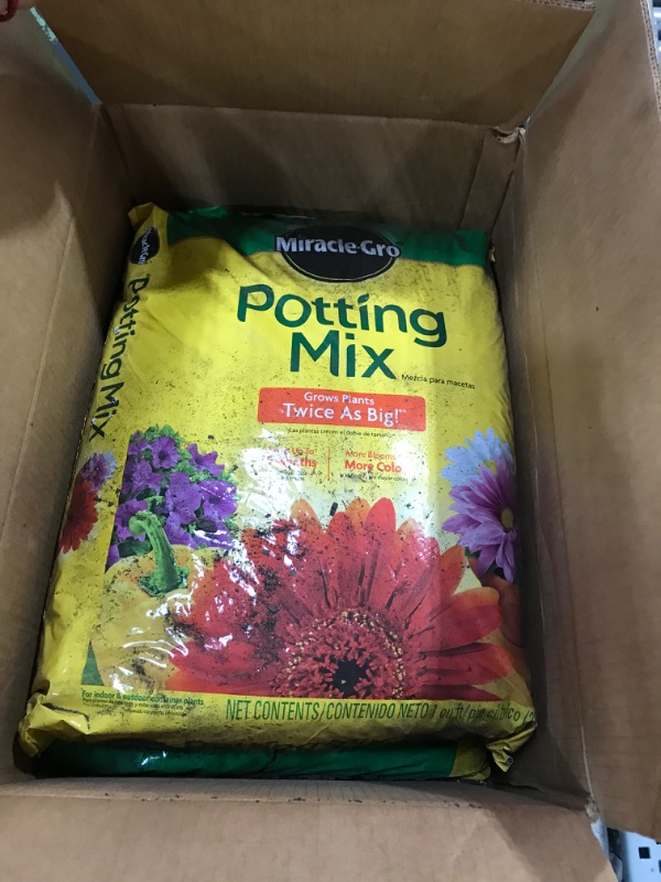 Photo 1 of **item has been opened**
Miracle-GRO VB25078 Potting Soil