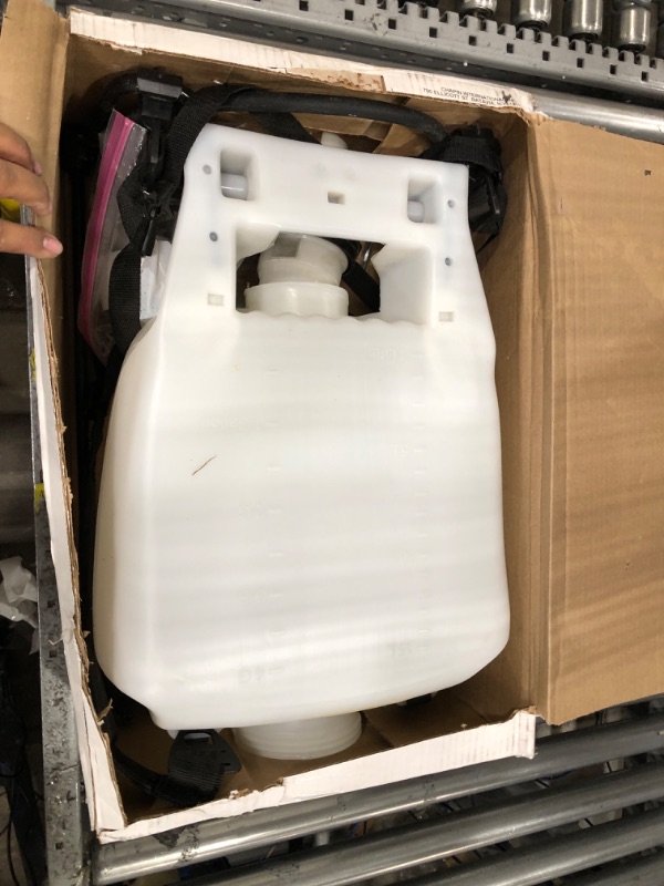 Photo 4 of Chapin 60114 4-Gallon Poly Backpack Sprayer with 3-Stage Filtration System for Fertilizers, Herbicides, Weed Killers and Pesticides New Design