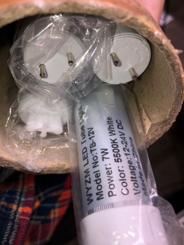 Photo 1 of F15T8 LED Replacement 18" Tube Light 12-30V Automotive RV Marine,7Watt 5500K White,Rotatable End Caps,for F15T8 cw Fluorescent Bulbs,4Packs (12V-18inch-5500K)