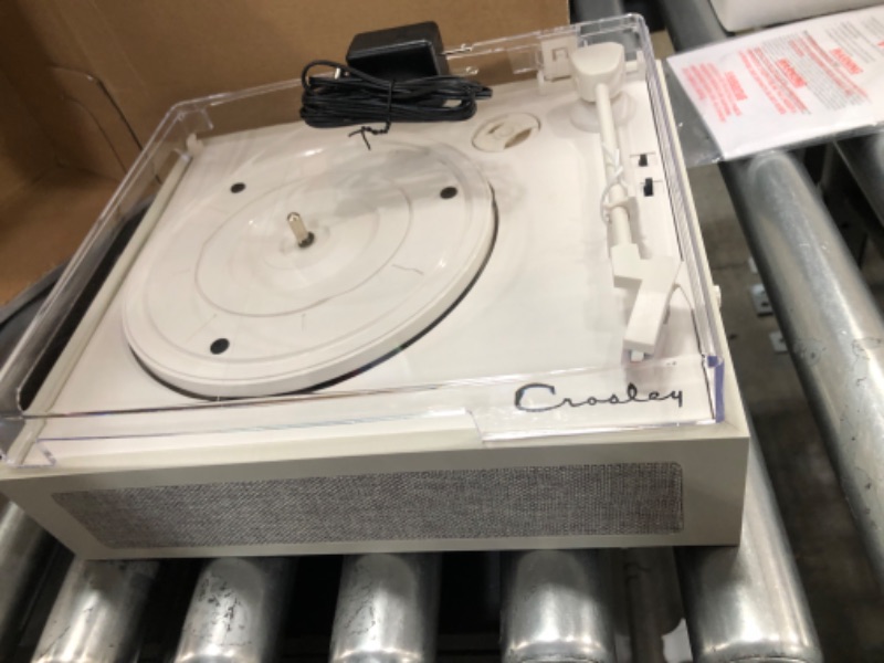 Photo 2 of Crosley CR6040A-WH Ryder Vintage Portable Bluetooth 3-Speed Vinyl Record Player Turntable, White