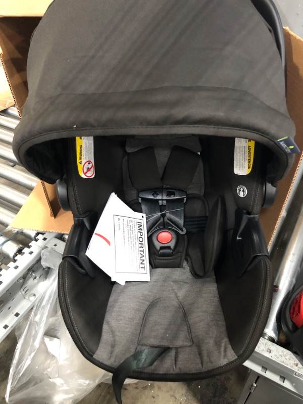 Photo 4 of Britax B-Safe Gen2 Flexfit Infant Car seat  2.0 SafeWash Gen2 FlexFit 