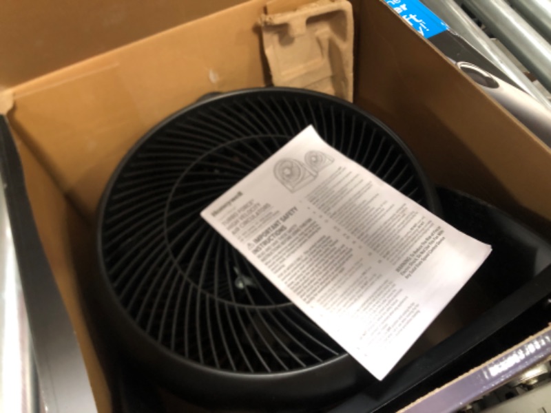 Photo 3 of 12 in. 3 Speed Whole Room Circulator Floor Fan