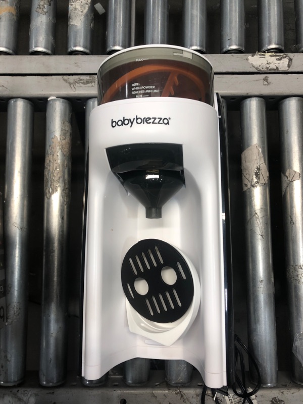Photo 2 of ***TESTED/ POWERS ON***New and Improved Baby Brezza Formula Pro Advanced Formula Dispenser Machine - Automatically Mix a Warm Formula Bottle Instantly - Easily Make Bottle with Automatic Powder Blending