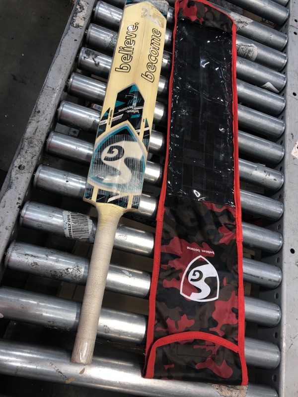 Photo 1 of 32.5 Inch Cricket Bat(Unknown brand)