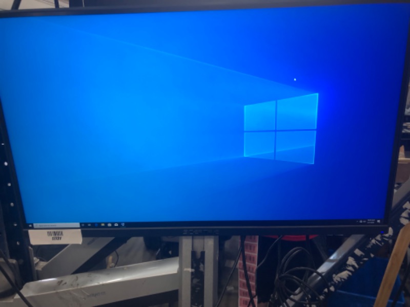Photo 1 of Lenovo ThinkCentre M715q Mini Tiny Business Desktop PC,Lenovo ThinkCentre M715q AMD PRO A12-9800E 16GB DDR4 256 GB Tiny Desktop
