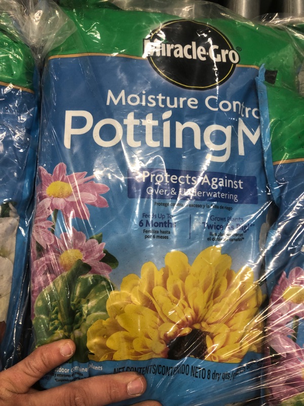 Photo 3 of 2 items 
Miracle-Gro Moisture Control Potting Mix 8 qt., Protects Against Over and Under Watering Container Plants, 2-Pack 8 qt. (2 Pack) (x2)