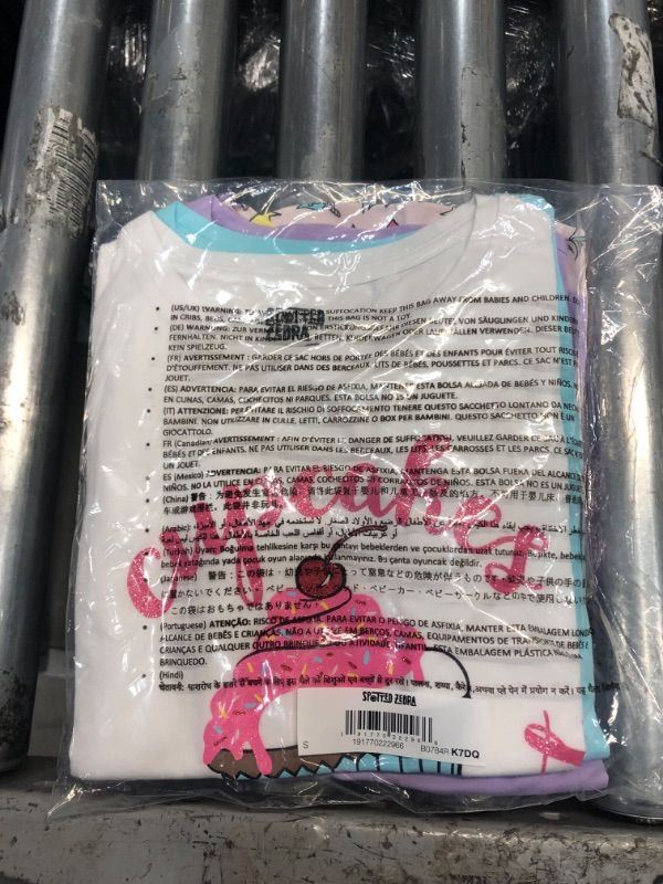 Photo 1 of Amazon Essentials Girls and Toddlers' Short-Sleeve T-Shirt Tops (Previously Spotted Zebra), Multipacks medium 

