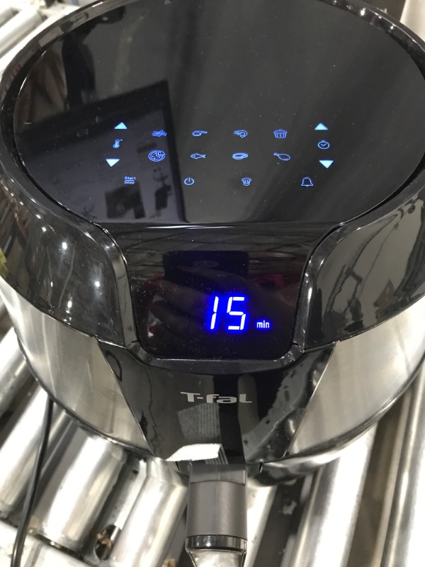 Photo 3 of *** POWERTS ON *** T-fal Easy Fry XXL Air Fryer & Grill Combo with One-Touch Screen, 8 Preset Programs, 5.9 quarts, Black & Stainless Steel 5.9-Quart