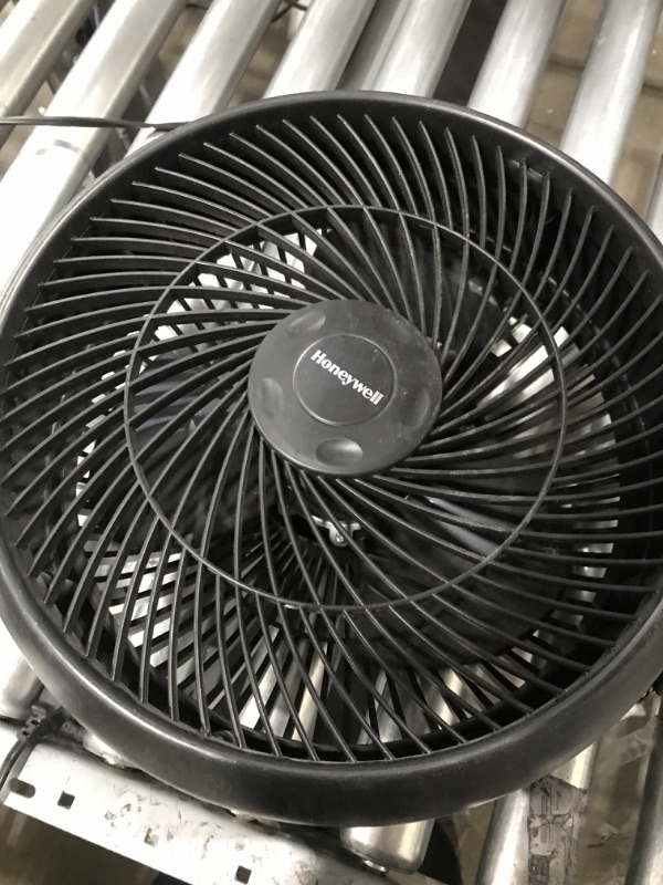 Photo 2 of *** POWERS ON *** 12 in. 3 Speed Whole Room Circulator Floor Fan