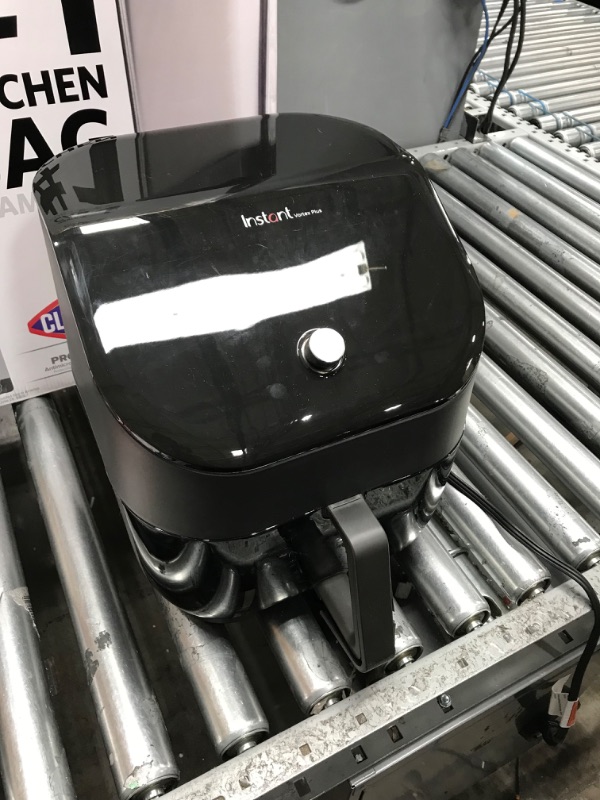 Photo 2 of **DAMAGED HANDLE**Instant Vortex Plus 6-Quart Air Fryer Oven, From the Makers of Instant Pot with ClearCook Cooking Window, Digital Touchscreen, App with over 100 Recipes, Single Basket, Black
