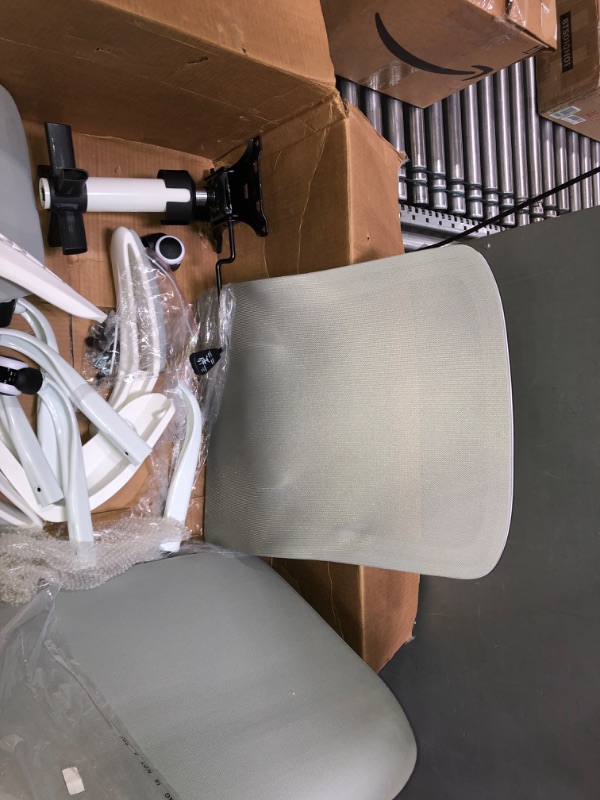 Photo 1 of office chair 