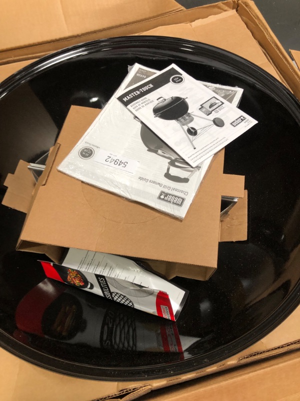 Photo 1 of Like New******Weber Master-Touch 22" Charcoal Grill, Smoke Smoke Grill Only