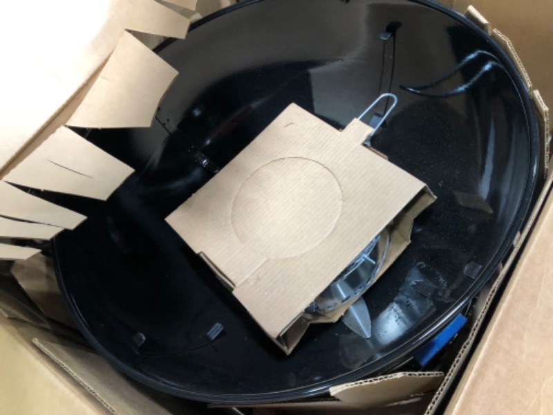 Photo 1 of Like New******Weber Master-Touch 22" Charcoal Grill, Smoke Smoke Grill Only