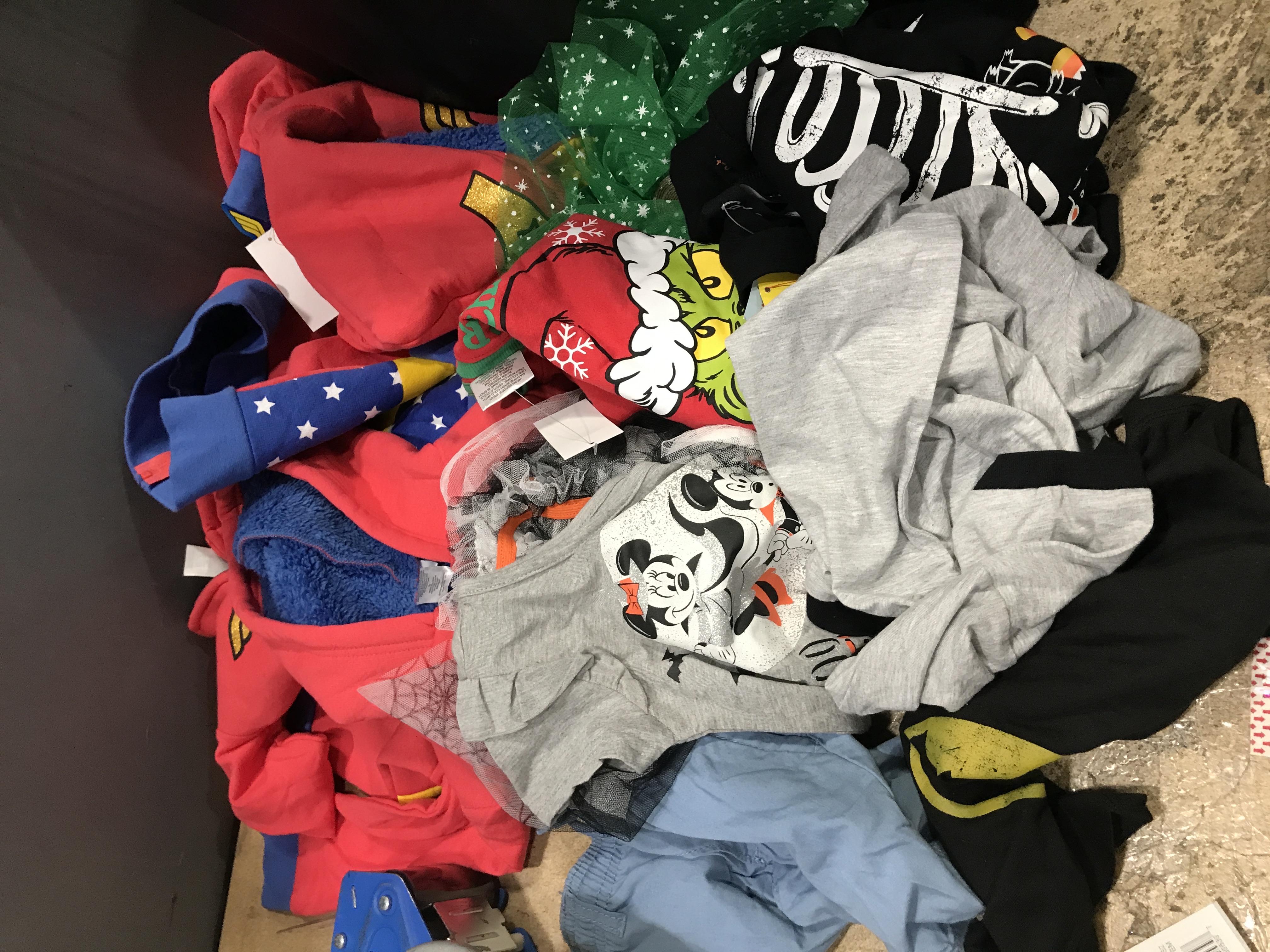 Photo 1 of Bundle of 10- assorted kids clothing  (12months- 3t) 