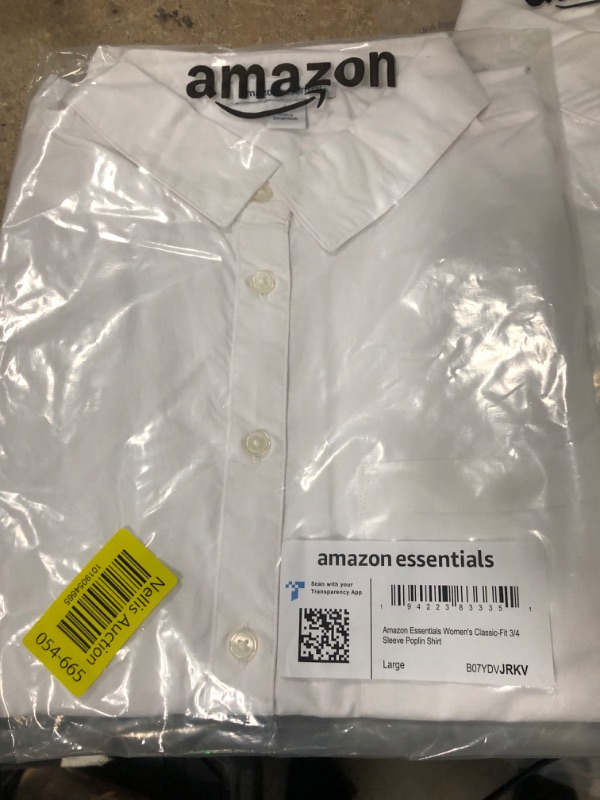 Photo 2 of Amazon Essentials Women's Classic-Fit 3/4 Sleeve Poplin Shirt Large White