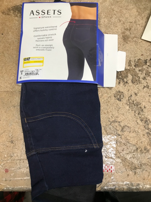 Photo 1 of Assets by SPanx Women' Denim skinny Legging - S