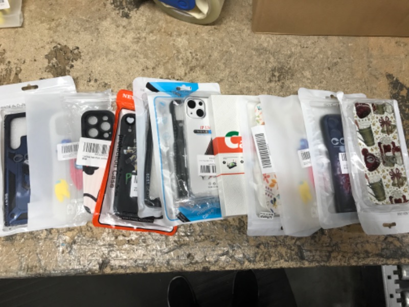 Photo 1 of 12 piece assorted phone case/accessory  bundle