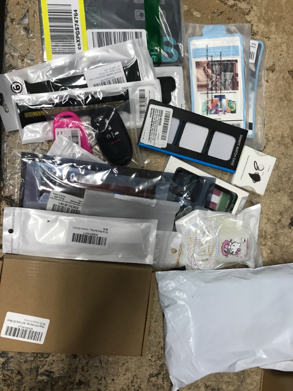 Photo 4 of 17 piece assorted phone/accessory bundle