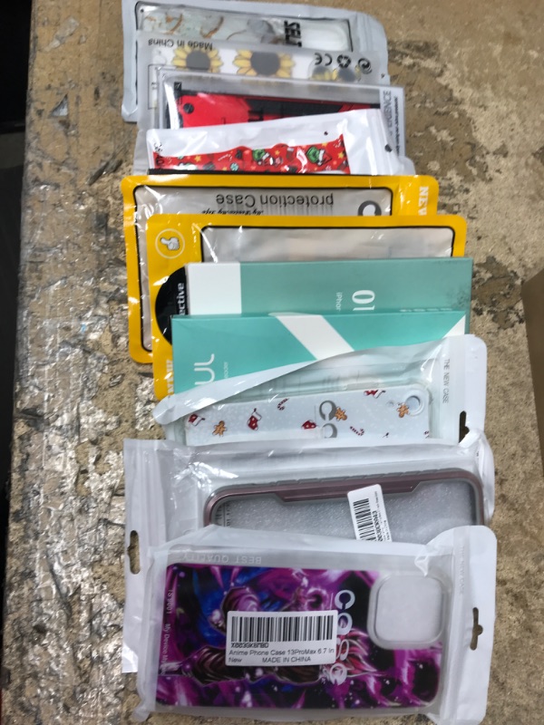 Photo 1 of 12 piece assorted phone case/accessory  bundle