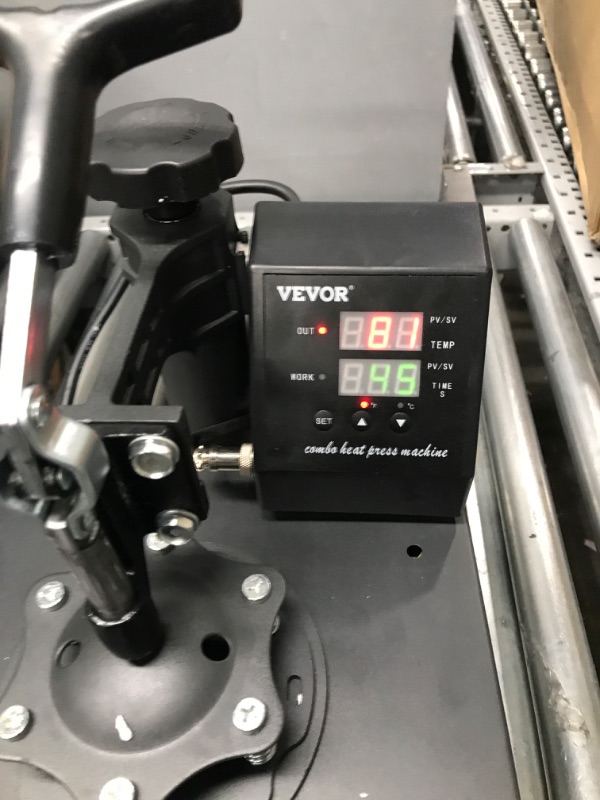 Photo 2 of VEVOR 12X10 Inch Heat Press Dual Digital Heat Press Machine 650W Swing Away Heat Press T-Shirt Sublimation Printer Transfer 360 Degree Rotation for DIY T-Shirts