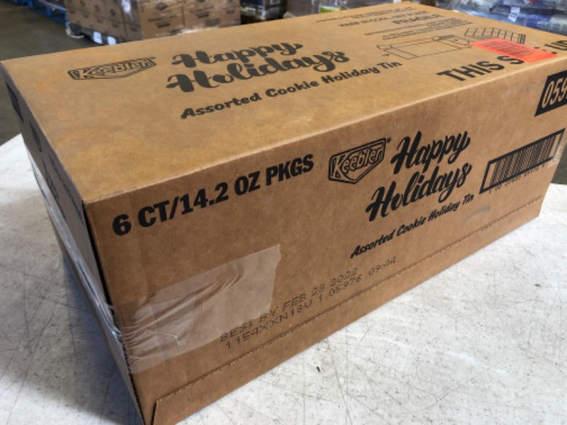 Photo 5 of 1 pallet exp date 02/2022------30 boxes (4pcs each) Keebler Holiday Cookie Tin 14.2oz
