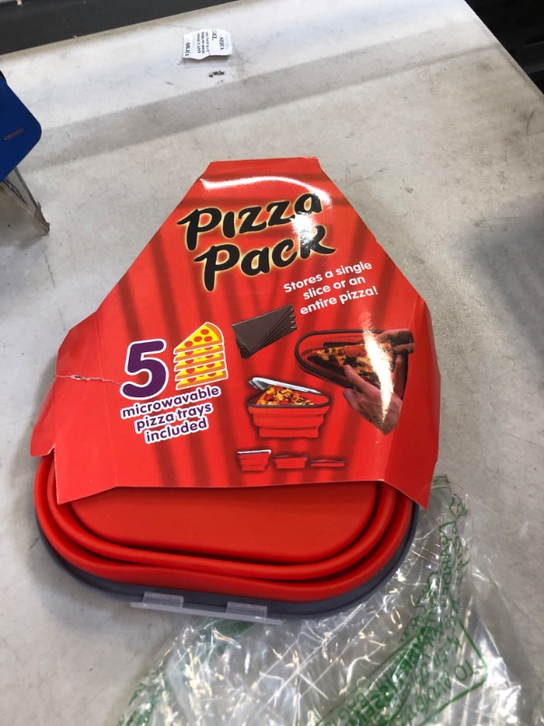 Photo 1 of 5 PC MICROWABABLE PIZZA TRAYS