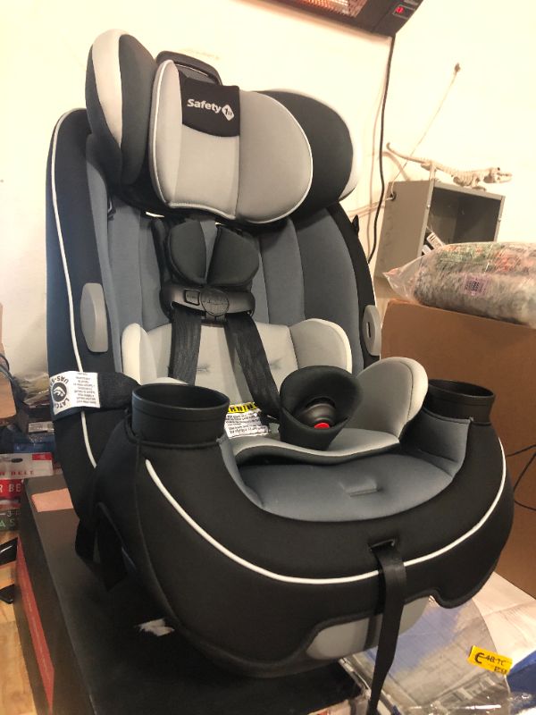 Photo 3 of Safety 1st Grow and Go All-in-One Convertible Car Seat, Rear-facing 5-40 pounds, Forward-facing 22-65 pounds, and Belt-positioning booster 40-100 pounds, Carbon Rose Carbon Rose Original