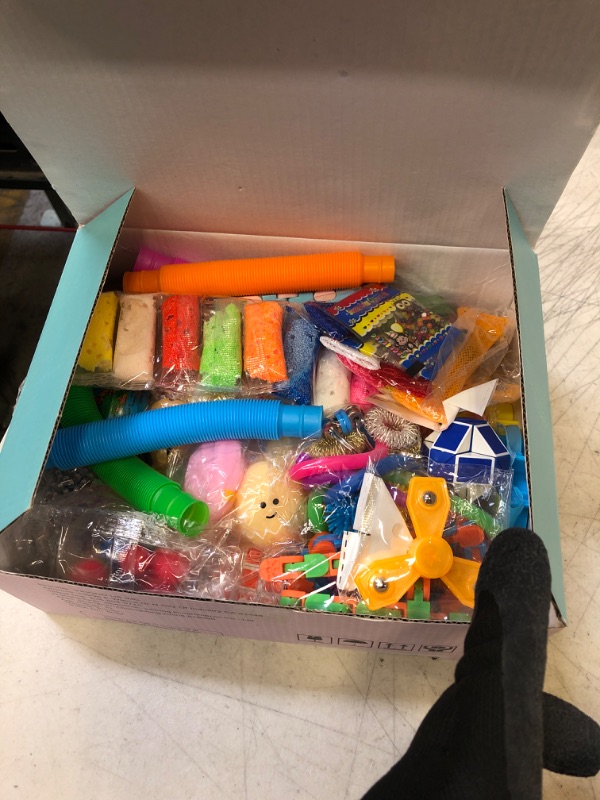 Photo 1 of kizcity fidget toys
