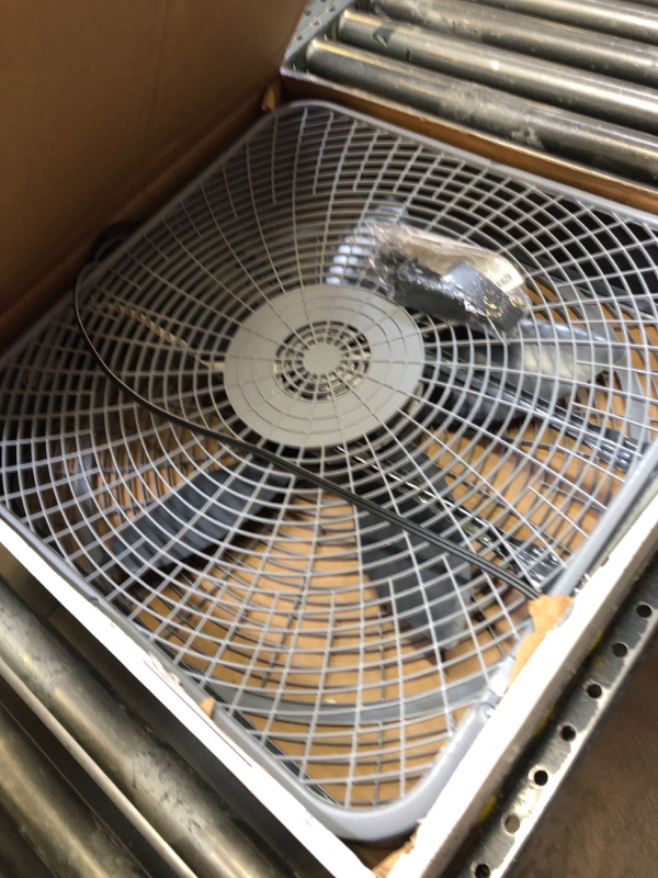 Photo 3 of 20 in. Power Plus Box Fan