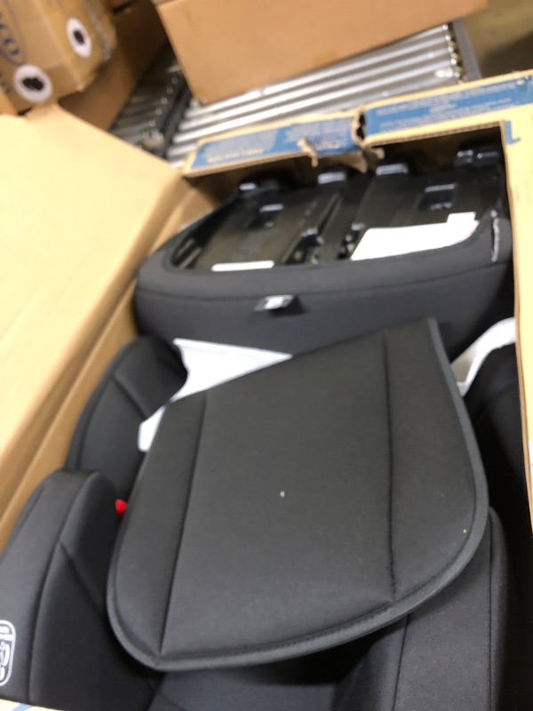Photo 1 of Graco Tranzitions 3 in 1 Harness Booster Seat, Proof Tranzitions Black------