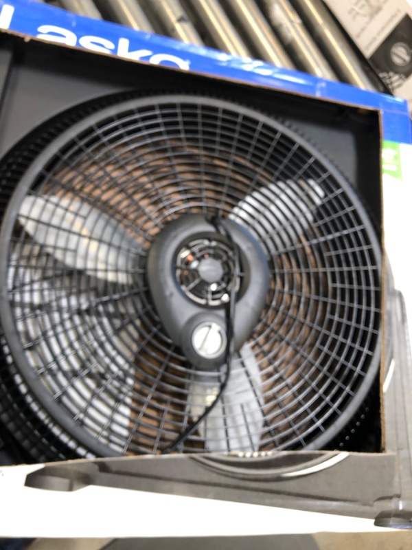 Photo 2 of 20 in. 3-Speed Air Circulator Floor Fan