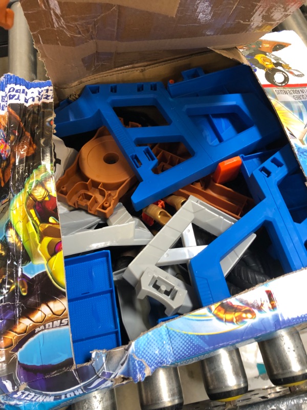 Photo 3 of Hot Wheels Monster Trucks Arena Smashers Mega-Wrex vs. Crushzilla Takedown with 1:64 Scale Mega-Wrex Toy Truck and 6 Crushable Cars