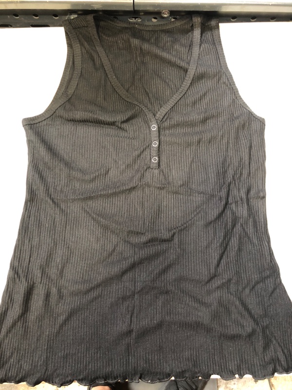 Photo 1 of BLACK TANK TOP SIZE M