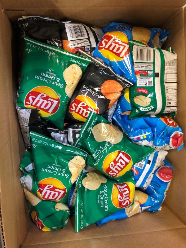 Photo 2 of Lay's Potato Chips Variety Pack, 1 oz Bags, 40 Count BB MAY/09/2023