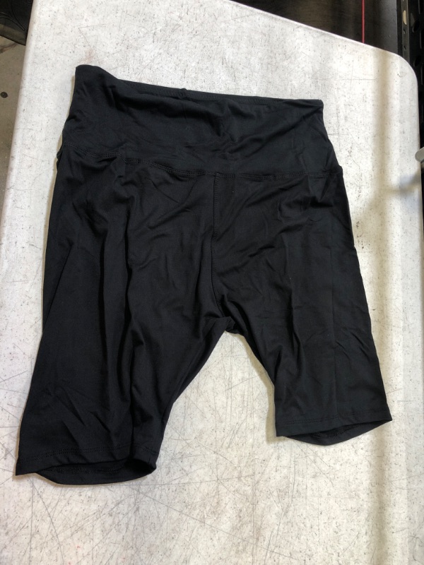 Photo 1 of BLACK YOGA SHORTS XXL