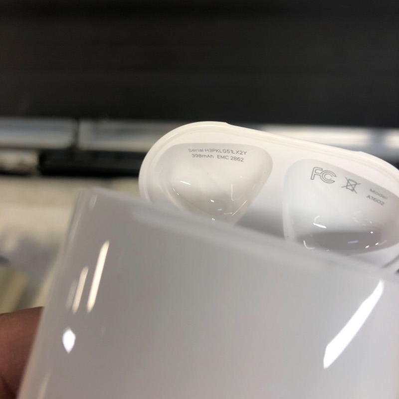 Photo 3 of AirPods with Charging Case