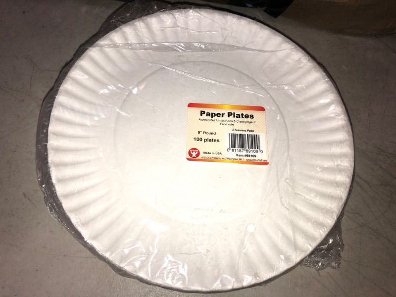 Photo 2 of Hygloss Products 69109 Paper Plates (69109), 9", 100 Pcs 100-Pk 9-Inch