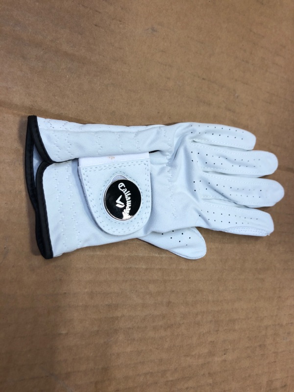 Photo 2 of 1pcs left Side M------Callaway Women's Opti Flex Glove Standard Medium White Worn on Left Hand