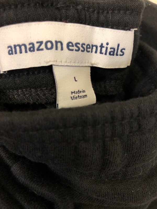 Photo 3 of Amazon Essentials Men's Fleece Sweatpant Black Size L