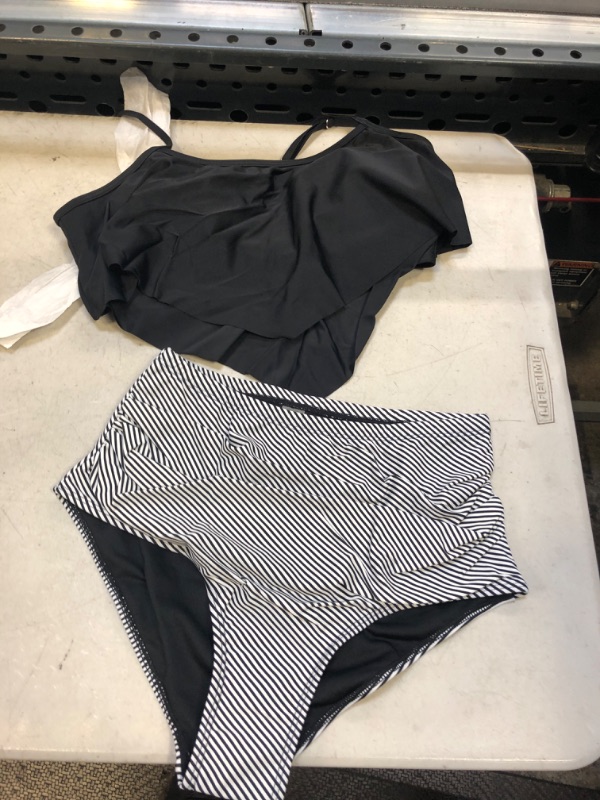 Photo 1 of Angerella swimsuit set size small 