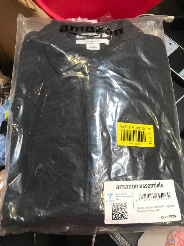 Photo 2 of Amazon Essentials Men's Slim-Fit Long-Sleeve Flannel Shirt Large Black