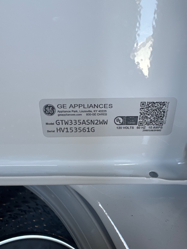 Photo 1 of GE Electric 4.2-cu ft Agitator Top-Load Washer (White)