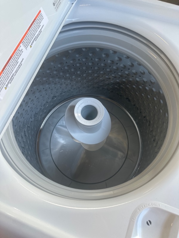 Photo 4 of GE Electric 4.2-cu ft Agitator Top-Load Washer (White)